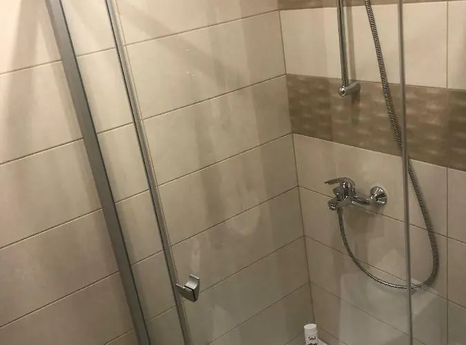 Riverside Embassy 2. Spacious/free Parking Апартаменты Рига