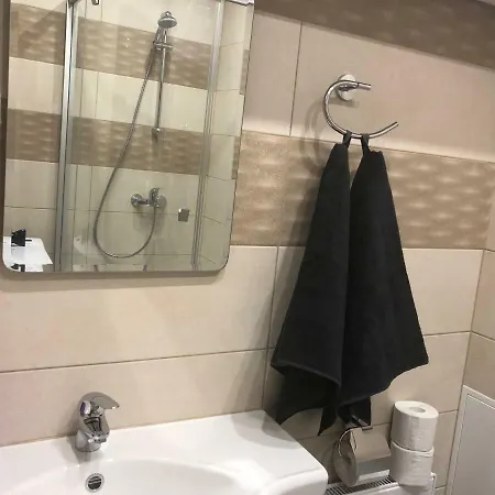 Riverside Embassy 2. Spacious/free Parking Appartamento Riga