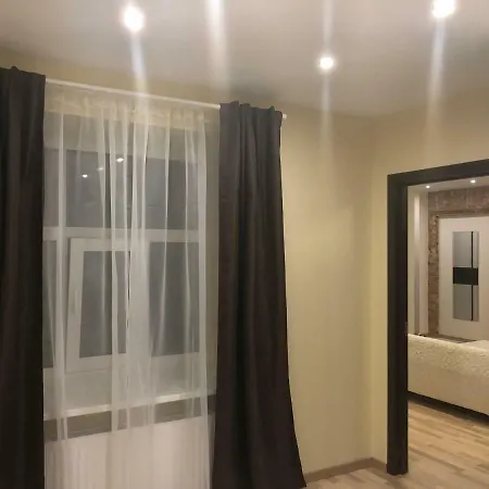 Riverside Embassy 2. Spacious/free Parking *