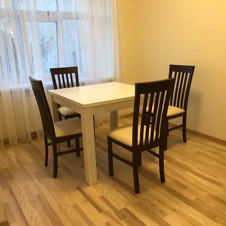 Riverside Embassy 2. Spacious/free Parking